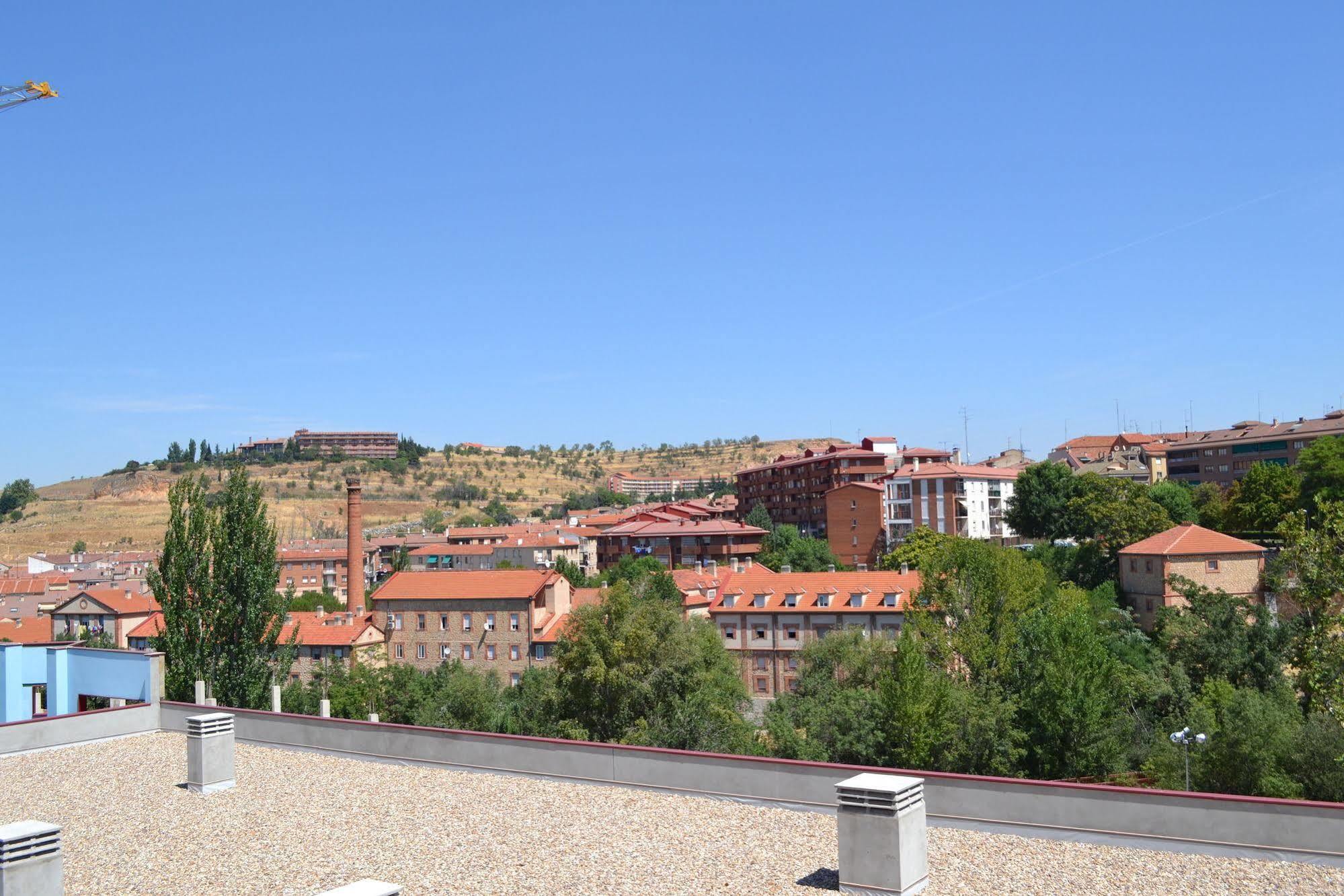 The Factory Residence Hall Segovia Exterior photo